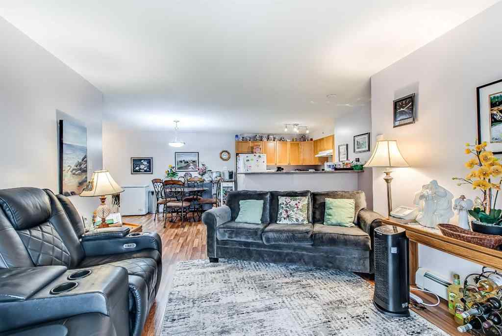 MLS® A2262260 - Unit #418 1648 Saamis Drive NW in Northwest Crescent Heights Medicine Hat, Residential