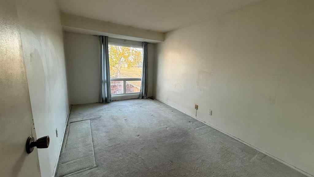 MLS® A2262274 - Unit #55 5425 Pensacola Crescent SE in Penbrooke Meadows Calgary, Residential