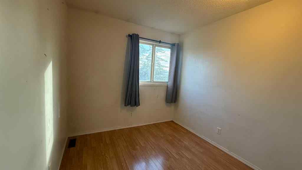 MLS® A2262274 - Unit #55 5425 Pensacola Crescent SE in Penbrooke Meadows Calgary, Residential