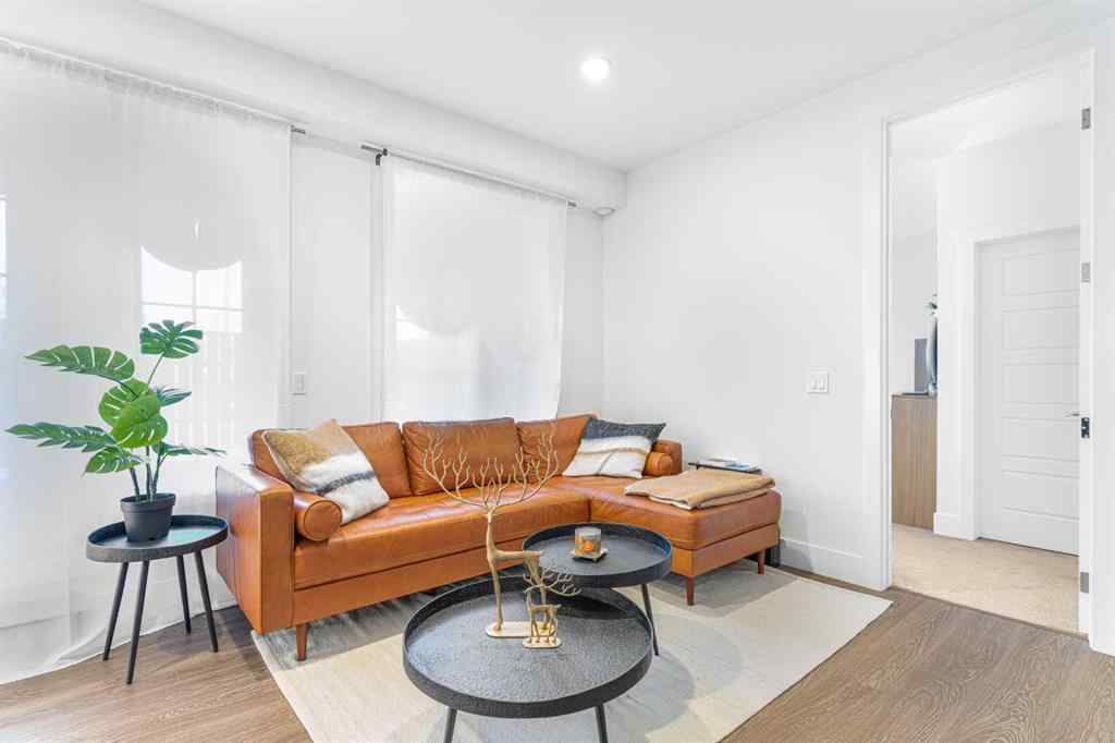 MLS® A2262275 - Unit #106 3320 3 Avenue NW in Parkdale Calgary, Residential