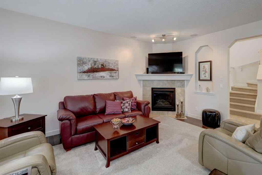 MLS® A2262277 - 1210 Kingston Crescent SE in Kings Heights Airdrie, Residential