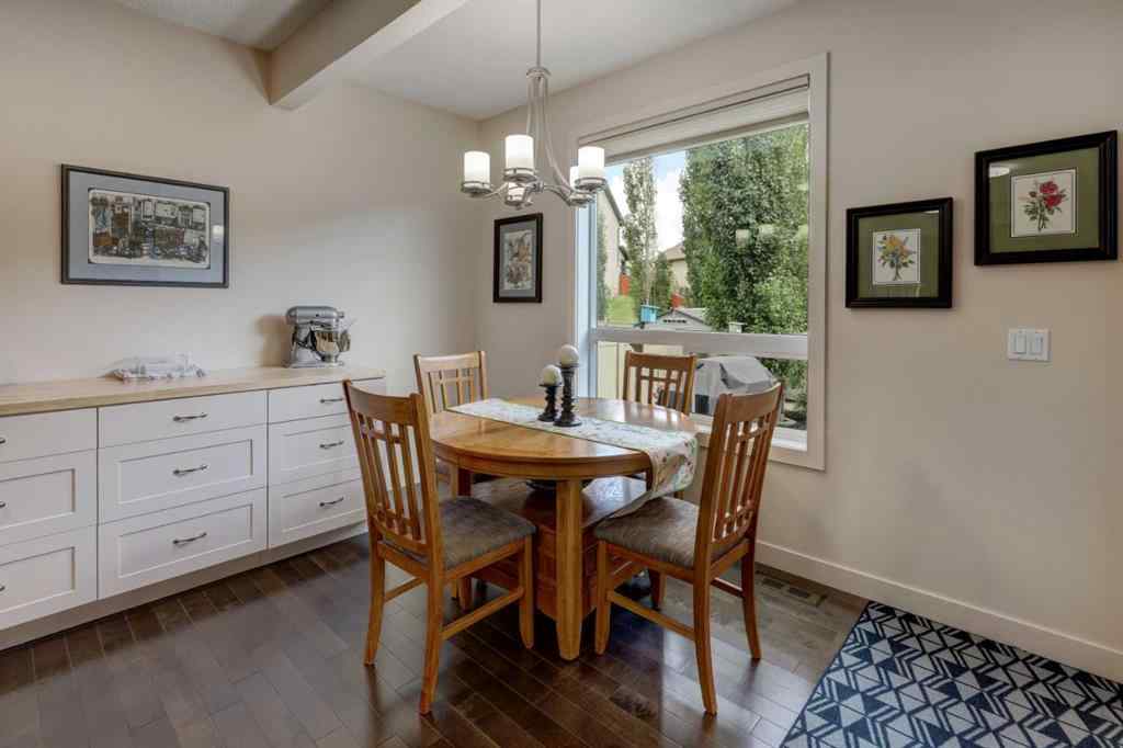 MLS® A2262277 - 1210 Kingston Crescent SE in Kings Heights Airdrie, Residential