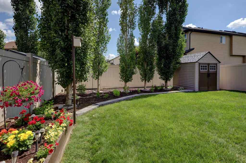 MLS® A2262277 - 1210 Kingston Crescent SE in Kings Heights Airdrie, Residential