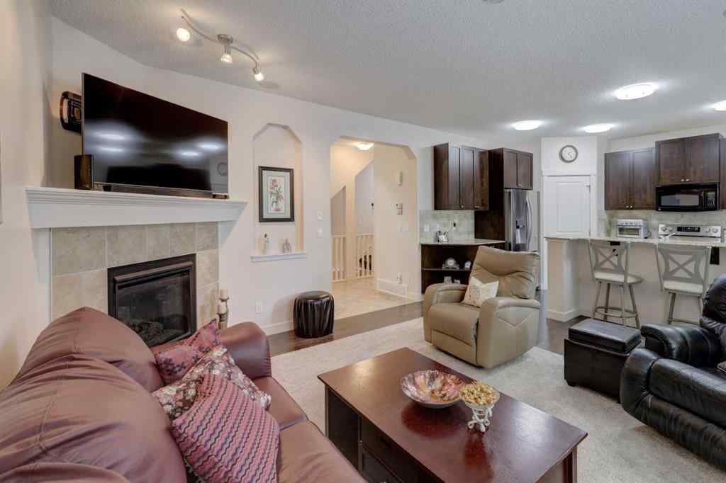 MLS® A2262277 - 1210 Kingston Crescent SE in Kings Heights Airdrie, Residential