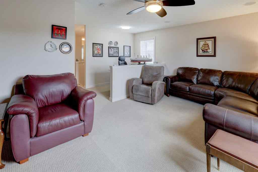 MLS® A2262277 - 1210 Kingston Crescent SE in Kings Heights Airdrie, Residential
