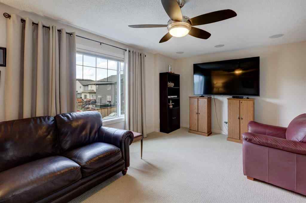 MLS® A2262277 - 1210 Kingston Crescent SE in Kings Heights Airdrie, Residential