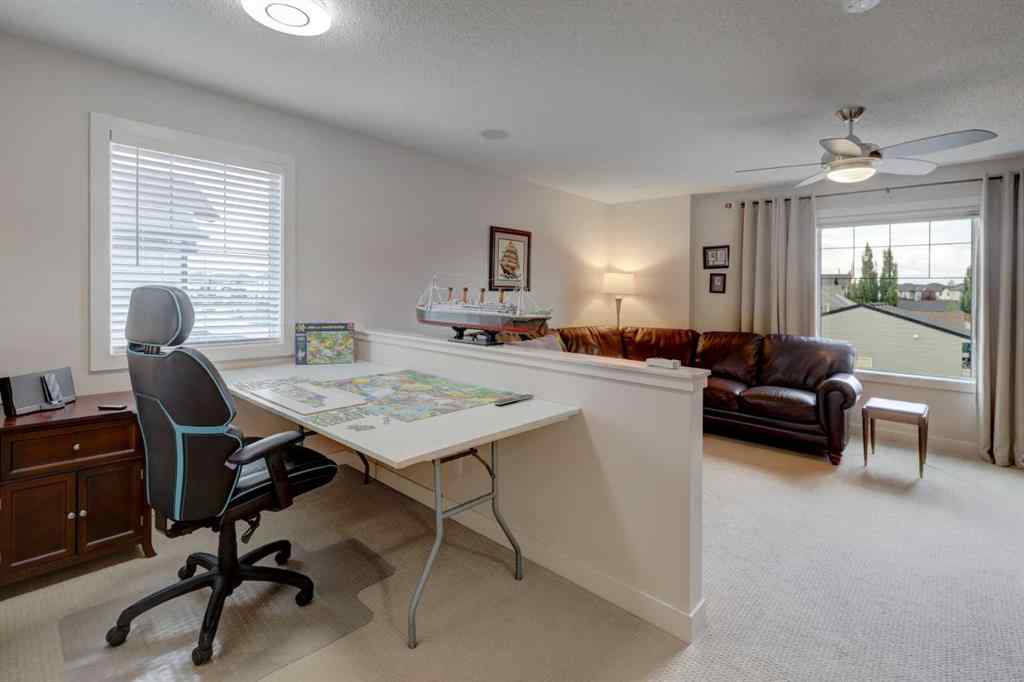 MLS® A2262277 - 1210 Kingston Crescent SE in Kings Heights Airdrie, Residential