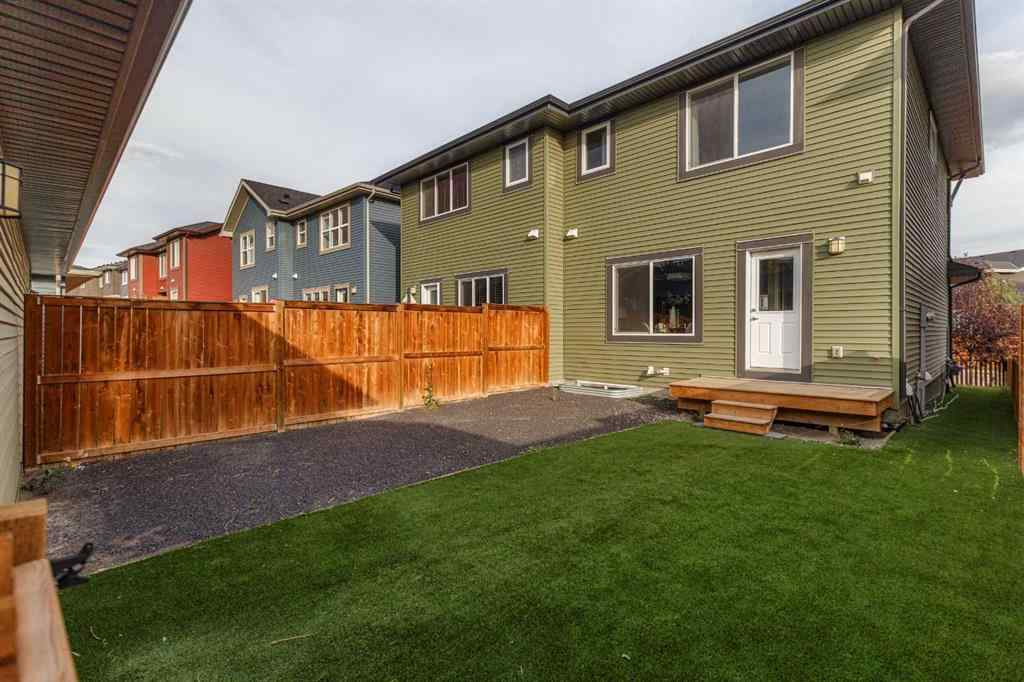 MLS® A2262289 - 25 Sunrise Way  in Sunset Ridge Cochrane, Residential