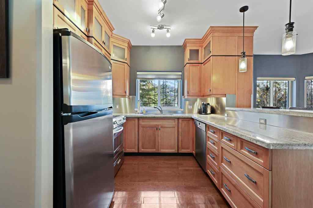 MLS® A2262293 - Unit #332 10 Discovery Ridge Close SW in Discovery Ridge Calgary, Residential