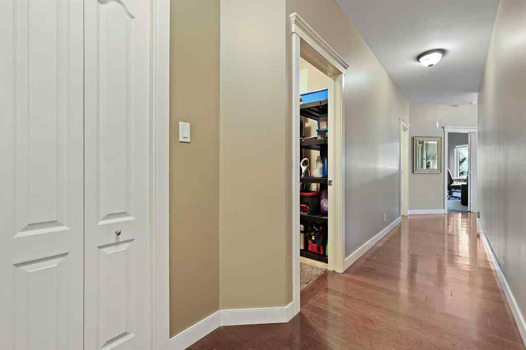 MLS® A2262293 - Unit #332 10 Discovery Ridge Close SW in Discovery Ridge Calgary, Residential