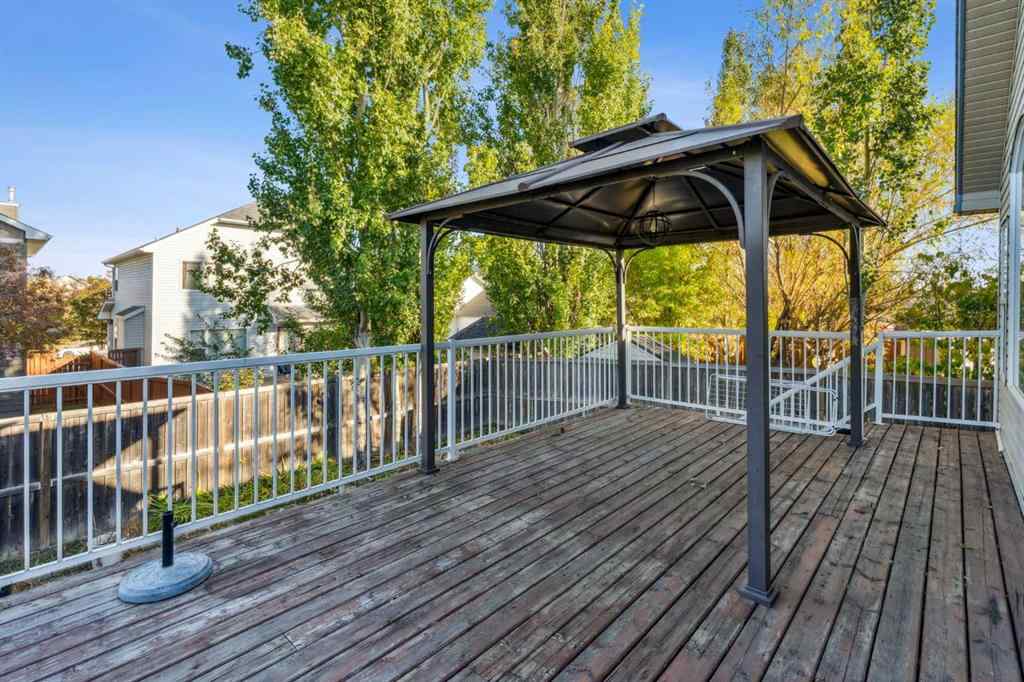 MLS® A2262295 - 1048 Bridlemeadows Manor SW in Bridlewood Calgary, Residential