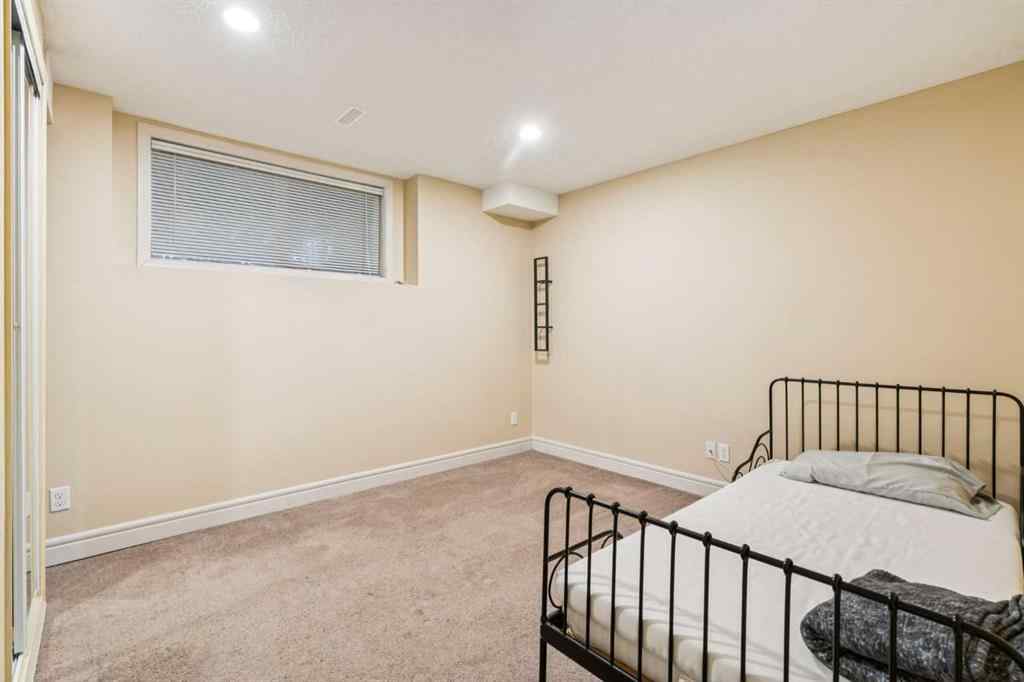 MLS® A2262295 - 1048 Bridlemeadows Manor SW in Bridlewood Calgary, Residential