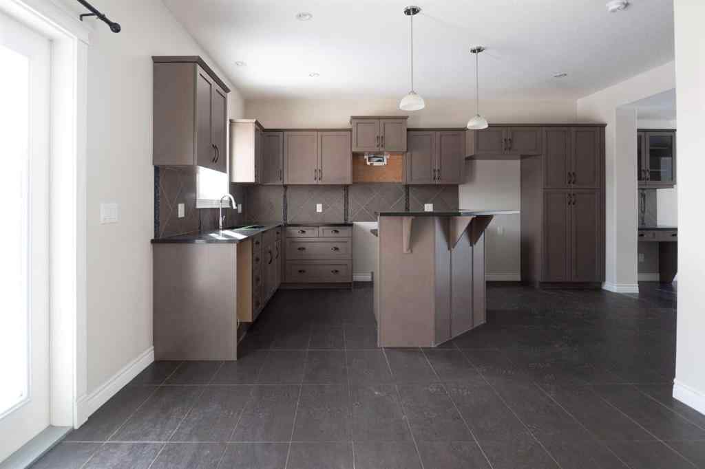 MLS® A2262297 - 458 Walnut Crescent  in Timberlea Fort McMurray, Residential