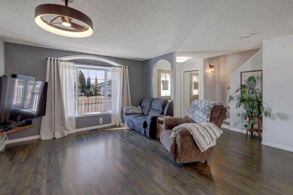 MLS® A2262298 - 13 Ross Place  in NONE Crossfield, Residential