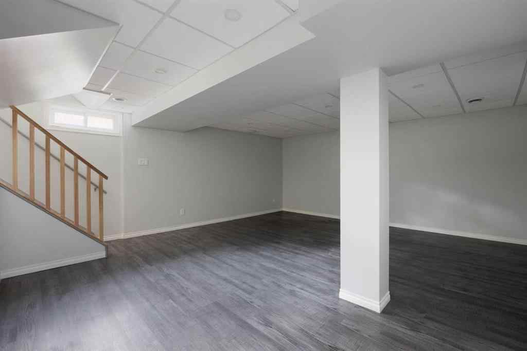 MLS® A2262300 - 105 Hill Drive  in Downtown Fort McMurray, Residential