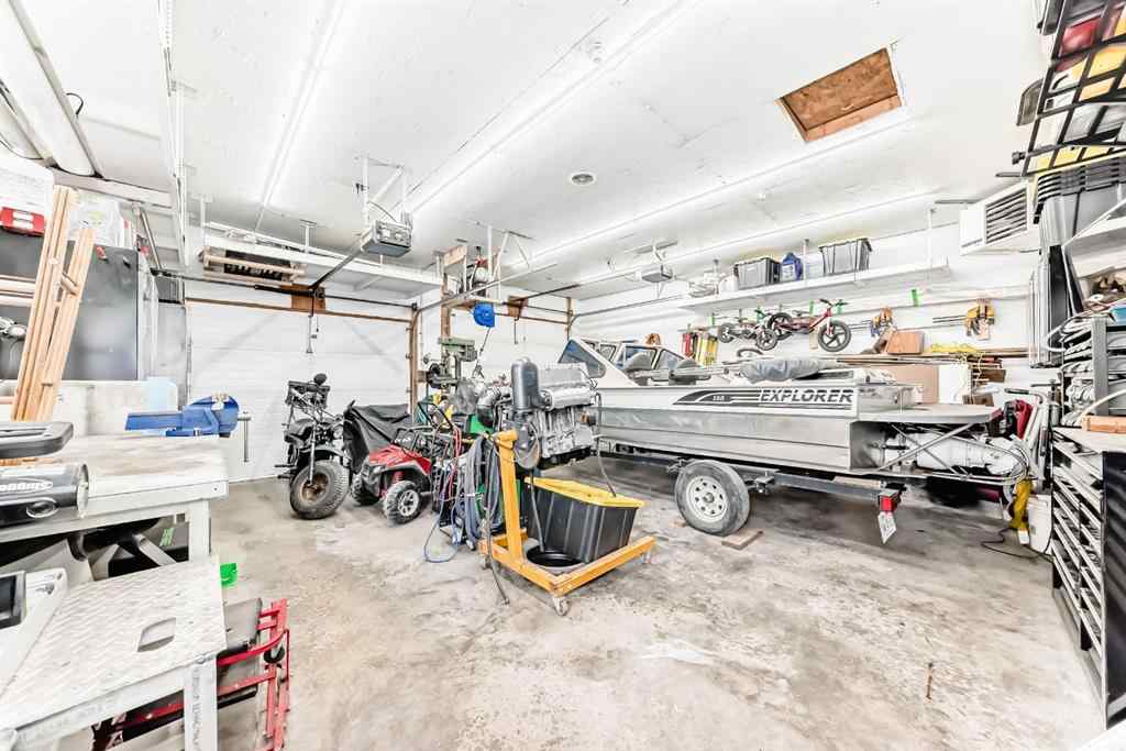 MLS® A2262304 - 9 Carolina Drive  in East End Cochrane, Residential