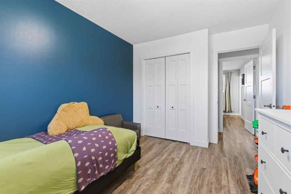 MLS® A2262304 - 9 Carolina Drive  in East End Cochrane, Residential