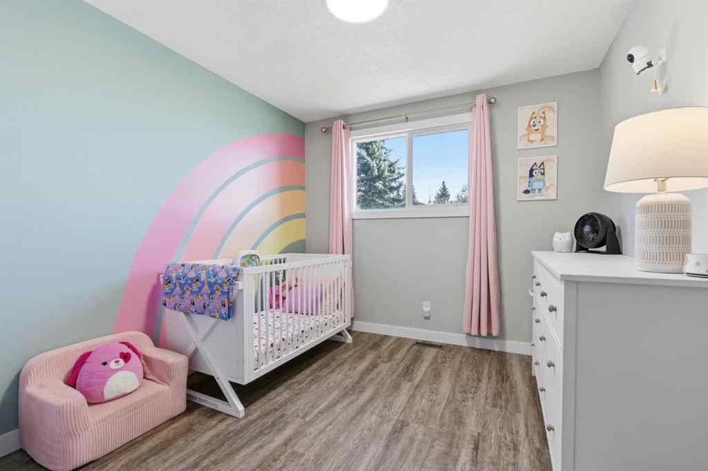 MLS® A2262304 - 9 Carolina Drive  in East End Cochrane, Residential