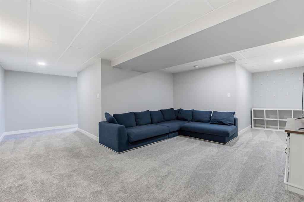 MLS® A2262304 - 9 Carolina Drive  in East End Cochrane, Residential