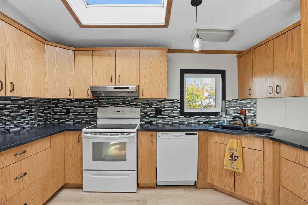 MLS® A2262305 - 4041 Township Road 303   in NONE Rural Mountain View County, Residential