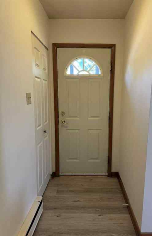 MLS® A2262308 - 23 Klamath Place SW in Kingsland Calgary, Residential