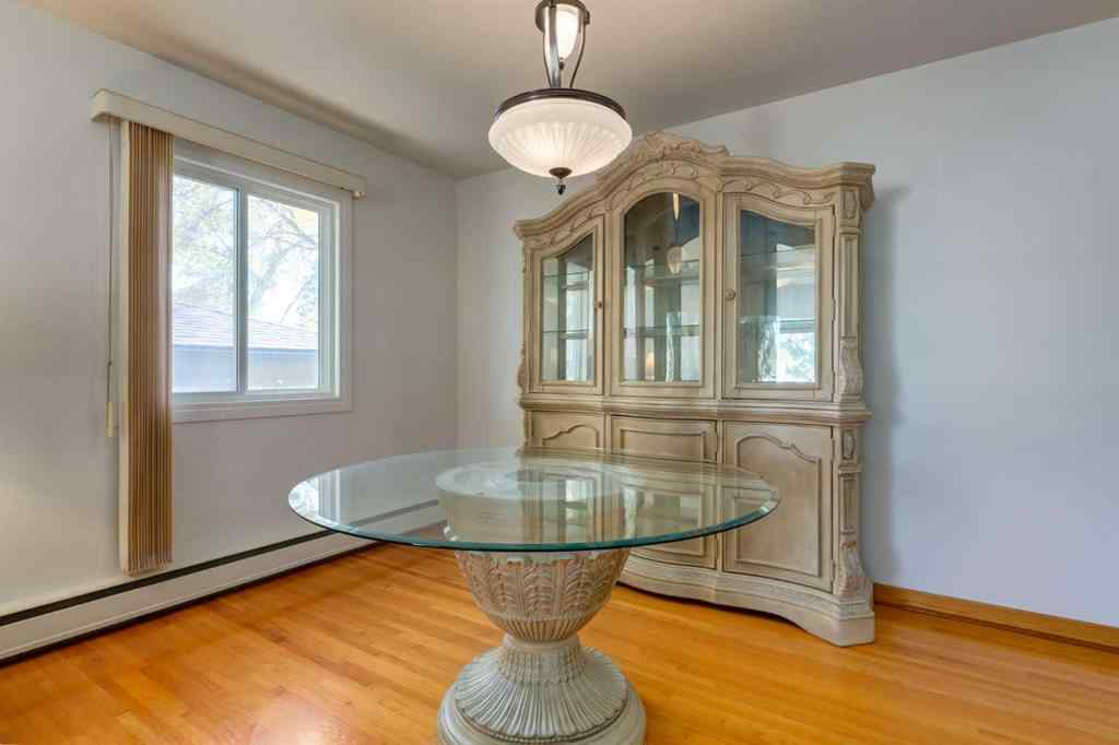 MLS® A2262308 - 23 Klamath Place SW in Kingsland Calgary, Residential