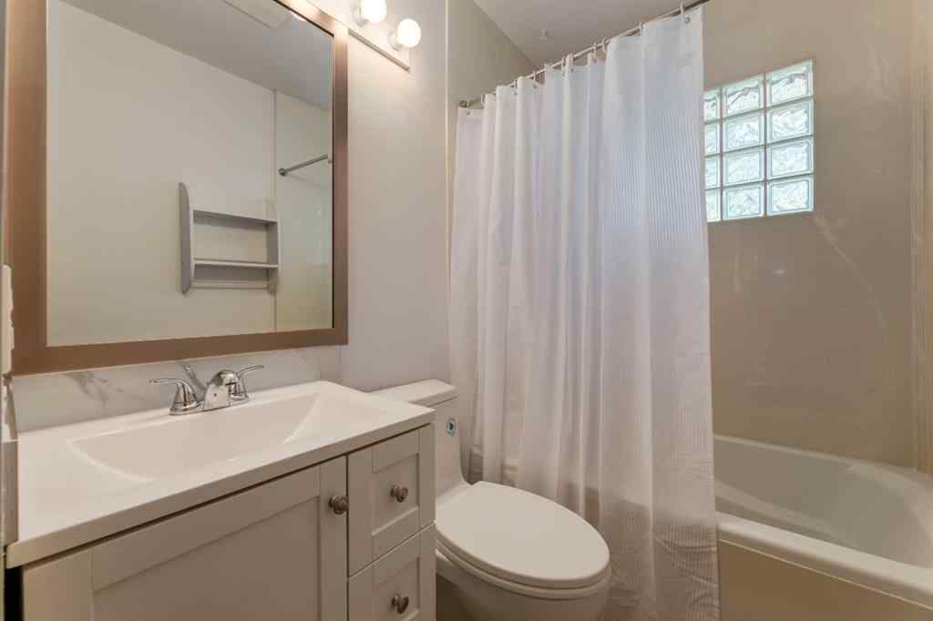 MLS® A2262308 - 23 Klamath Place SW in Kingsland Calgary, Residential