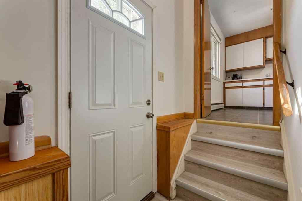 MLS® A2262308 - 23 Klamath Place SW in Kingsland Calgary, Residential