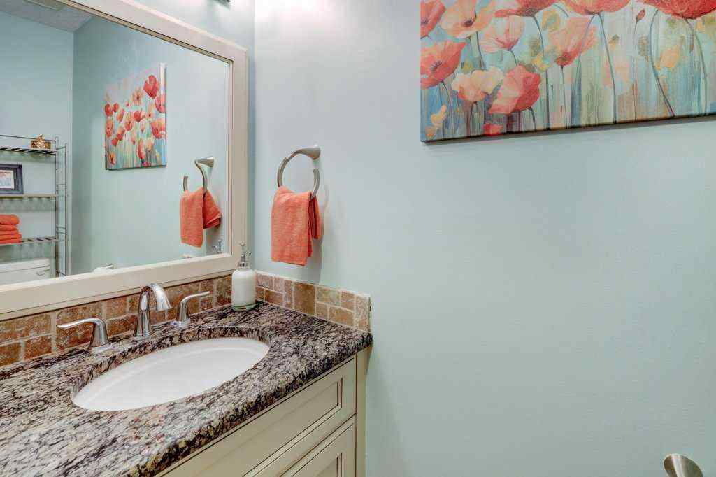 MLS® A2262309 - 2423 Morris Crescent SE in Meadowbrook Airdrie, Residential