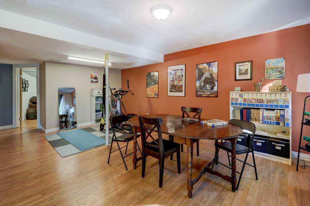 MLS® A2262309 - 2423 Morris Crescent SE in Meadowbrook Airdrie, Residential