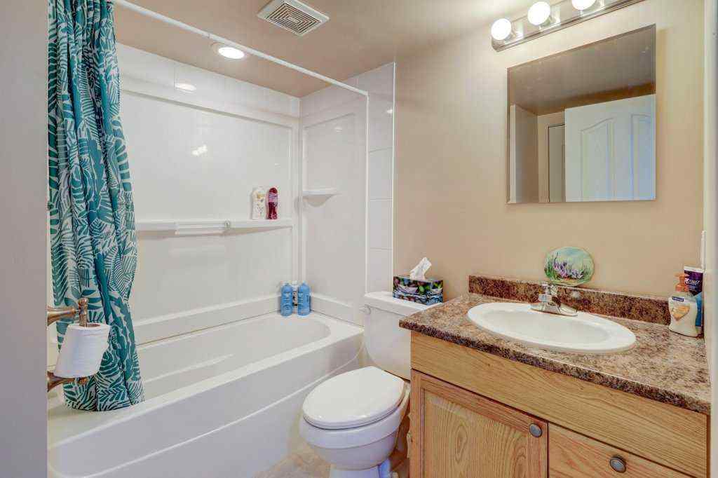 MLS® A2262309 - 2423 Morris Crescent SE in Meadowbrook Airdrie, Residential