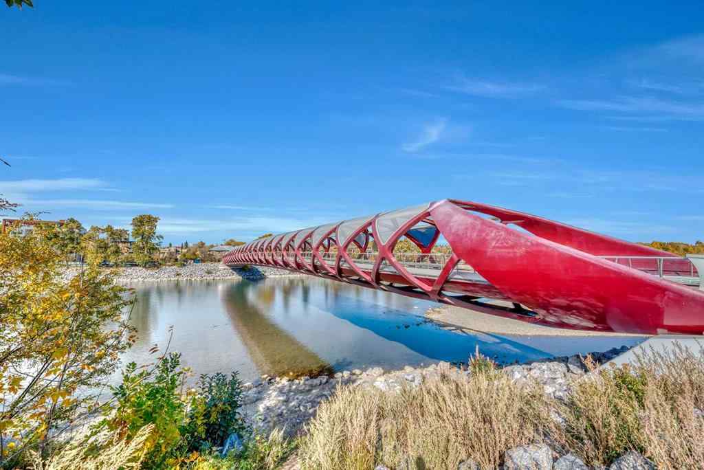 MLS® A2262312 - Unit #11 821 3 Avenue SW in Downtown Commercial Core Calgary, Residential