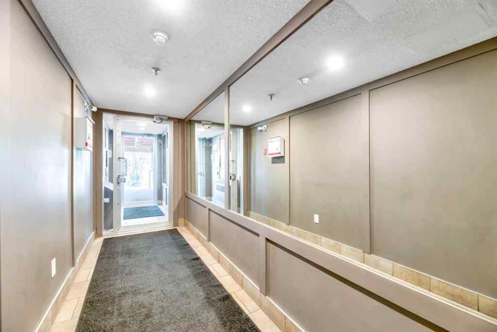 MLS® A2262312 - Unit #11 821 3 Avenue SW in Downtown Commercial Core Calgary, Residential
