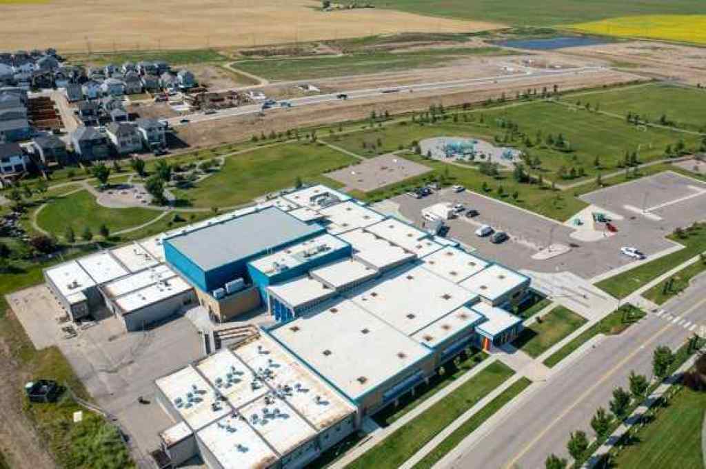 MLS® A2262318 - 196 Coalbanks Boulevard W in Copperwood Lethbridge, Residential