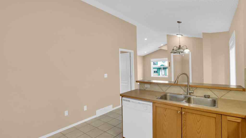 MLS® A2262322 - 40 saddlefield Road NE in Taradale Calgary, Residential