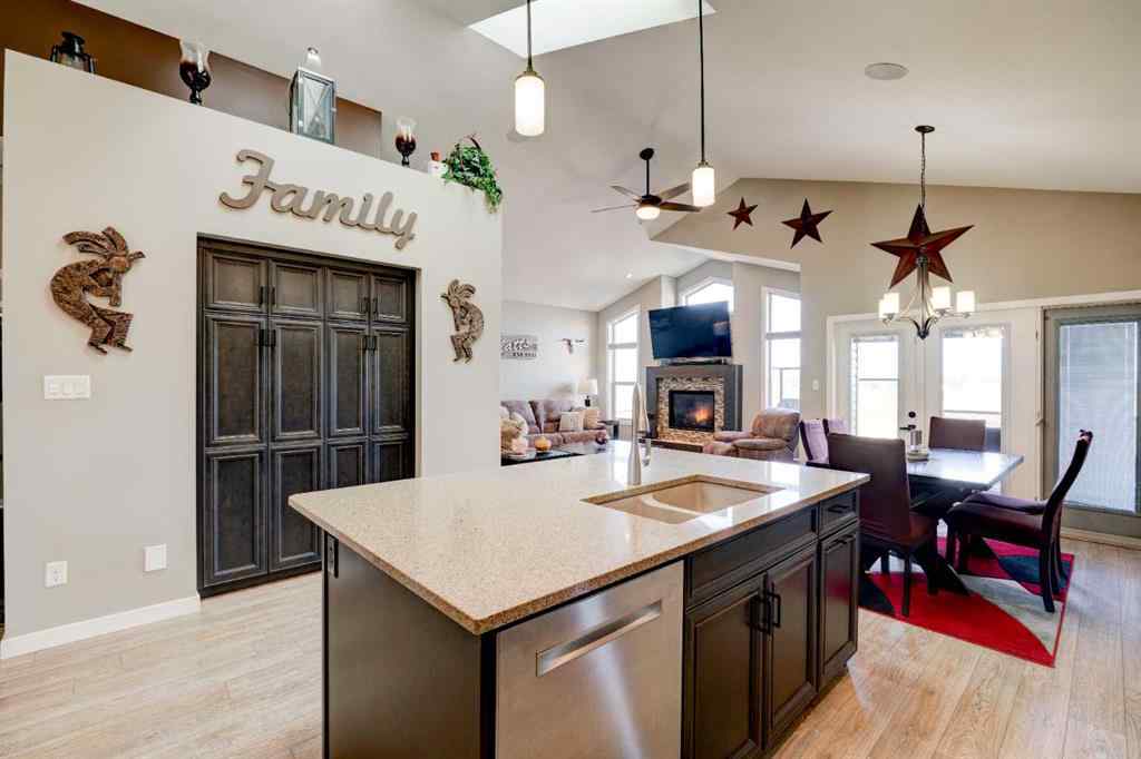 MLS® A2262328 - 103 Canyon Estates Way W in The Canyons Lethbridge, Residential