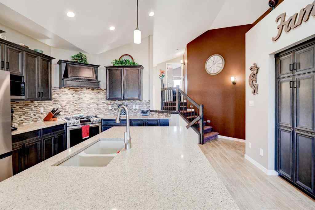 MLS® A2262328 - 103 Canyon Estates Way W in The Canyons Lethbridge, Residential