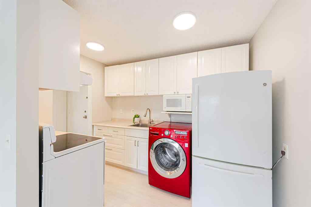 MLS® A2262329 - Unit #306 1829 11 Avenue SW in Sunalta Calgary, Residential