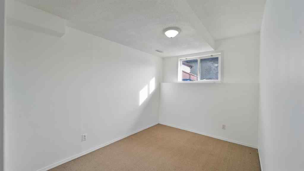 MLS® A2262332 - 215 Taravista Drive  in Taradale Calgary, Residential