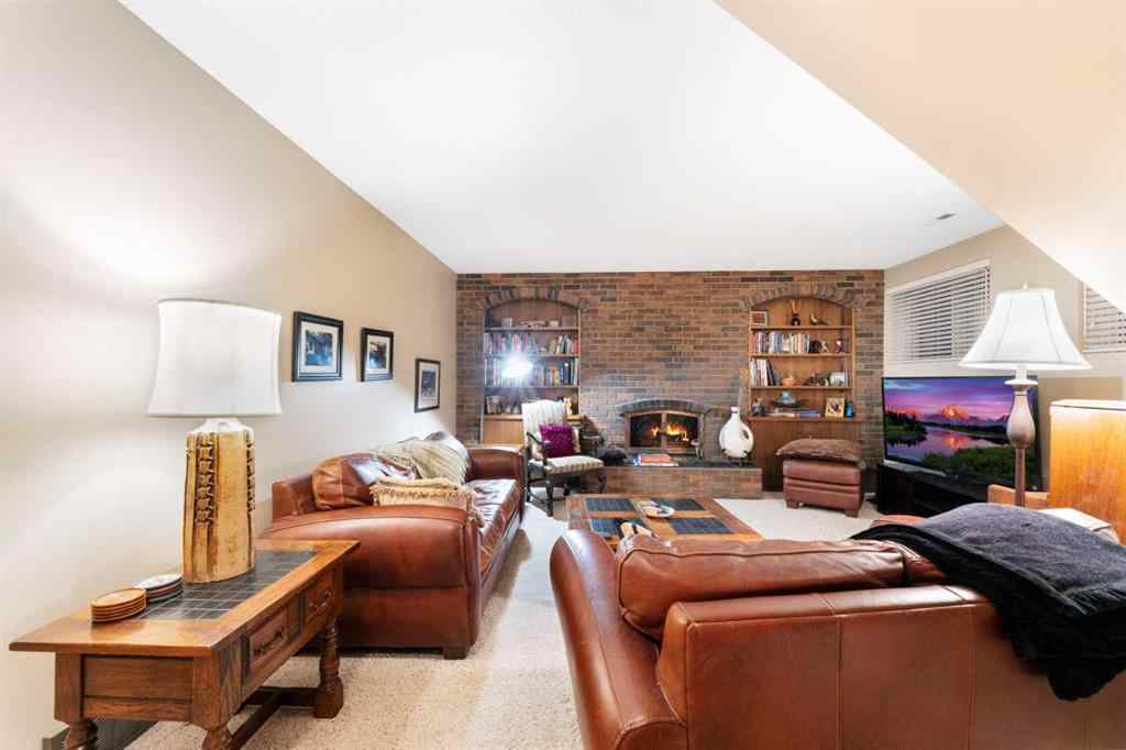 MLS® A2262334 - 48 Thornwood Close NW in Thorncliffe Calgary, Residential