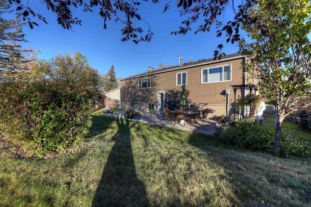MLS® A2262334 - 48 Thornwood Close NW in Thorncliffe Calgary, Residential