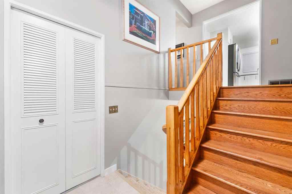 MLS® A2262334 - 48 Thornwood Close NW in Thorncliffe Calgary, Residential