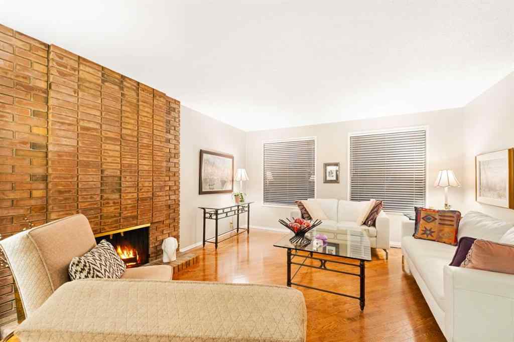 MLS® A2262334 - 48 Thornwood Close NW in Thorncliffe Calgary, Residential