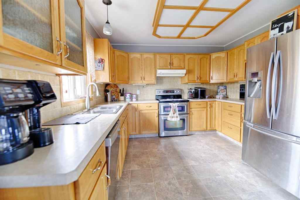 MLS® A2262336 - 406 A Pioneer Crescent Crescent  in NONE Rolling Hills, Residential