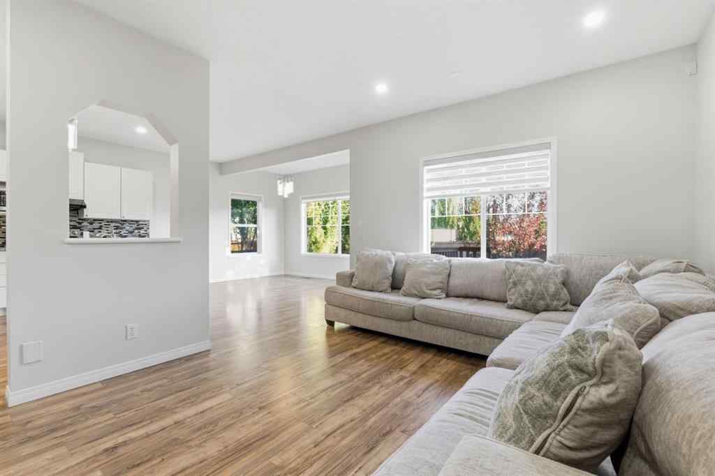 MLS® A2262348 - 64 Cougarstone Square SW in Cougar Ridge Calgary, Residential