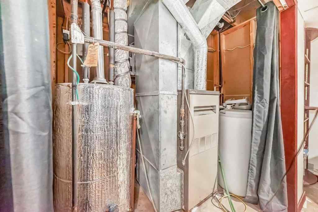 MLS® A2262350 - 167 Woodridge Place SW in Woodlands Calgary, Residential