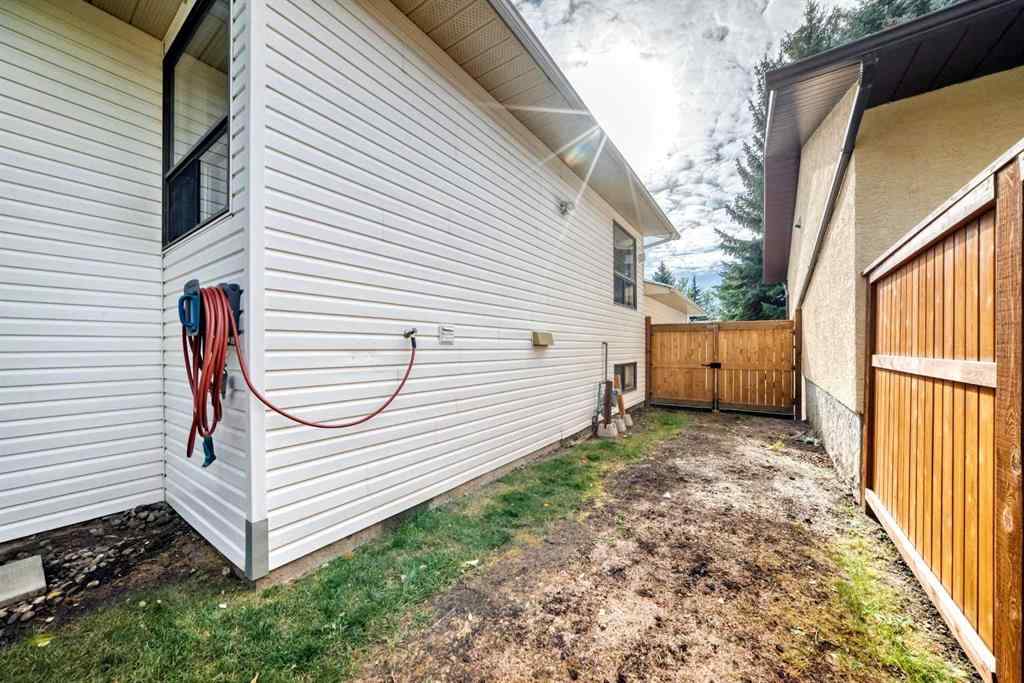 MLS® A2262350 - 167 Woodridge Place SW in Woodlands Calgary, Residential