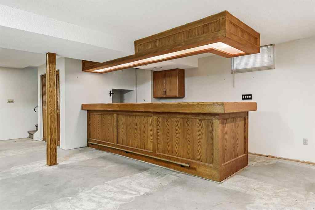 MLS® A2262351 - 331 Parkridge Green SE in Parkland Calgary, Residential