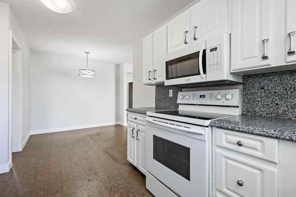 MLS® A2262351 - 331 Parkridge Green SE in Parkland Calgary, Residential