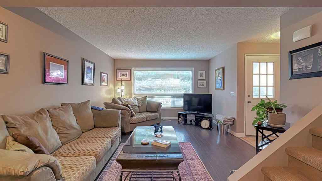 MLS® A2262352 - 135 Woodsman Lane SW in Woodbine Calgary, Residential